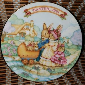 Vintage 1991 Avon Easter Plate